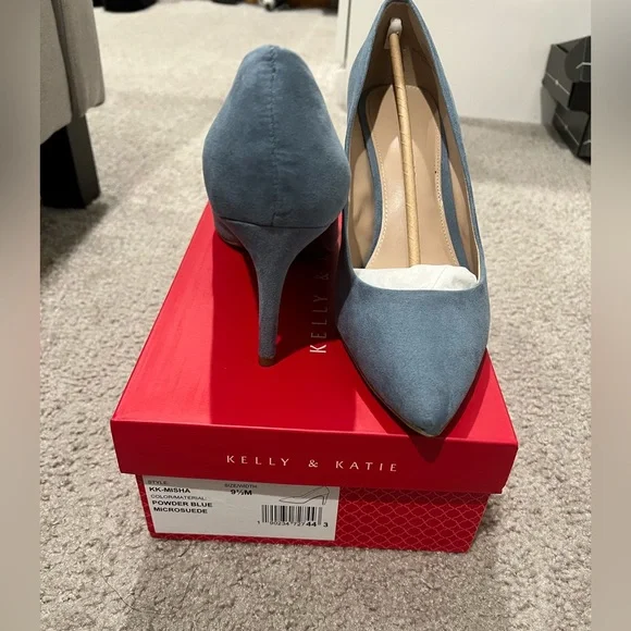 Kelly and Katie pump Heels - Picture 1 of 5